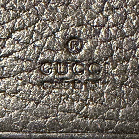 Gucci Black Leather Key & Card Holder with Gold Logo - Picture 6 of 8